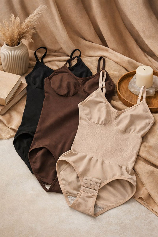 Bodysuit sculptant integre ligne affinee - vue de dos - Maison Movai